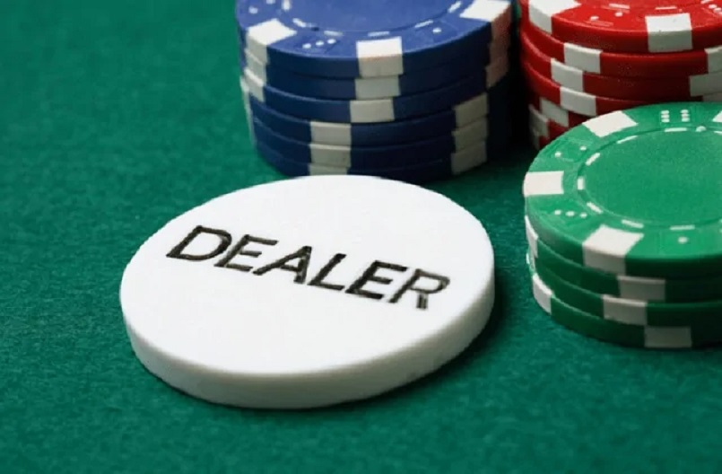 Trong mỗi ván poker đều có những thuật ngữ xuất hiện